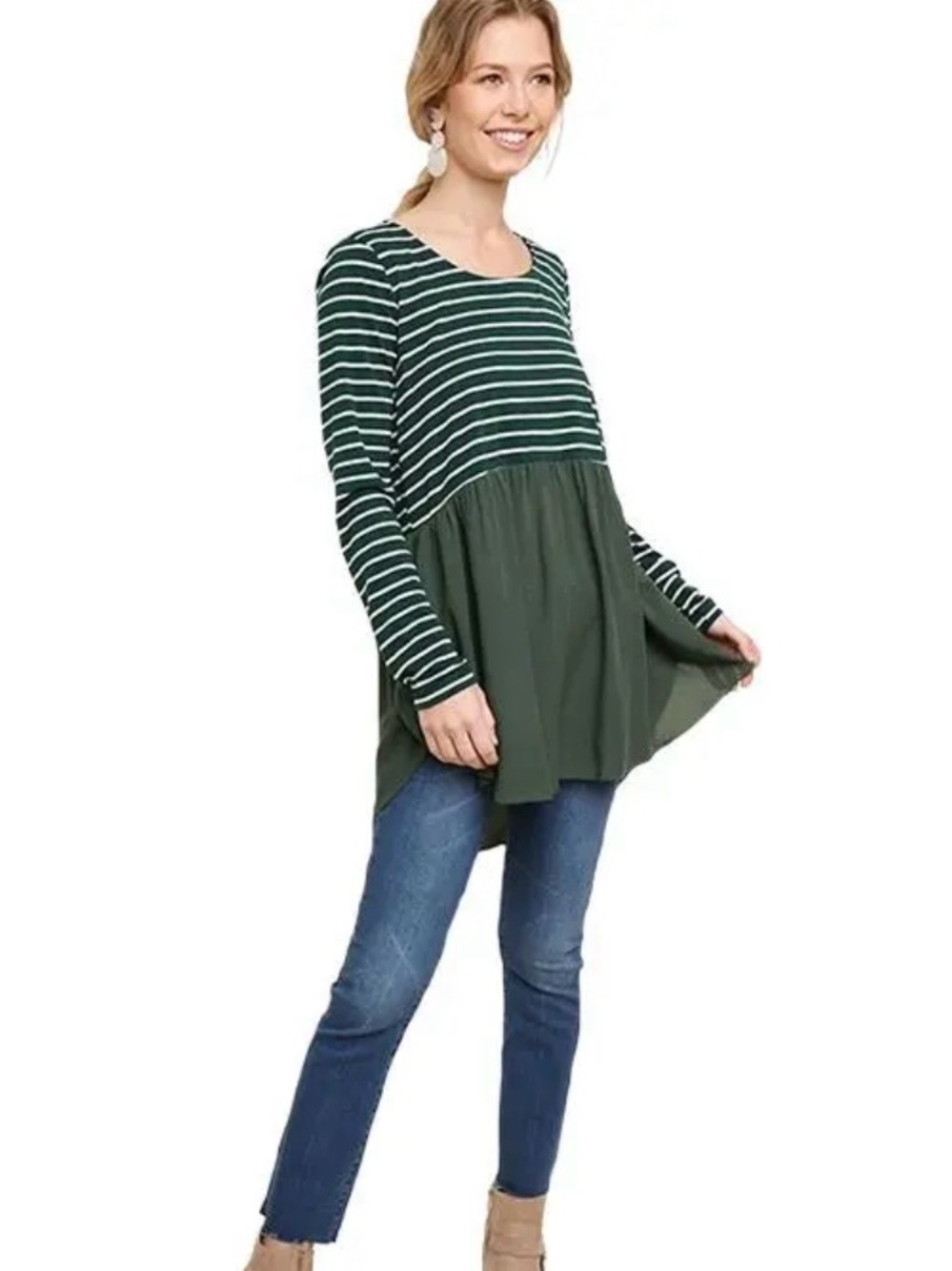 EUC Umgee Tunic with Black and White Striped Top Half and a Green Bottom Half.